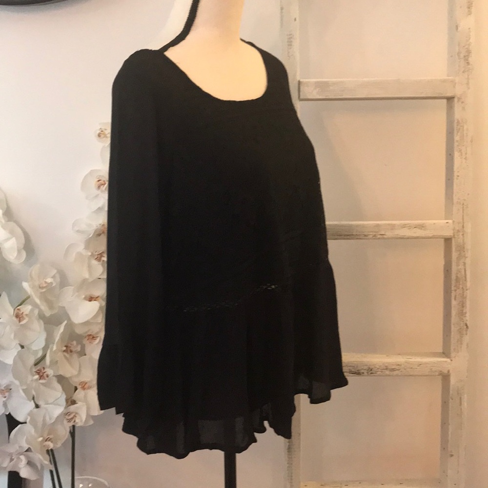 Ruffled High-Low Top With Criss Cross Back - Picture 4 of 7